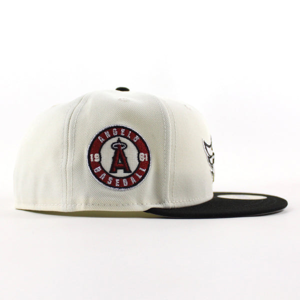 AnaheimAngels1961AngelsBaseballNewEra59FiftyFittedHat_ChromeWhiteBlackGreenGrayUnderBrim_-2_600x600.jpg
