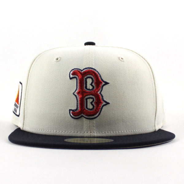 Boston-Red-Sox-CITGO-Fenway-Park-New-Era-59Fifty-Fitted-Hat-_Chrome-White-Navy-and-Gray-Under-Brim_-3_600x600.jpg