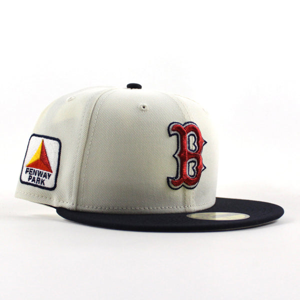 Boston-Red-Sox-CITGO-Fenway-Park-New-Era-59Fifty-Fitted-Hat-_Chrome-White-Navy-and-Gray-Under-Brim_-4_600x600.jpg