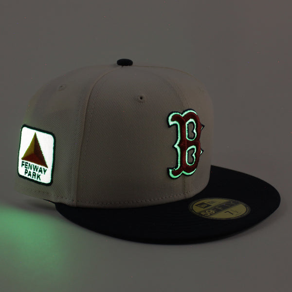 Boston-Red-Sox-CITGO-Fenway-Park-New-Era-59Fifty-Fitted-Hat-_Chrome-White-Navy-and-Gray-Under-Brim_-Glow-in-the-Dark-0_600x600.jpg