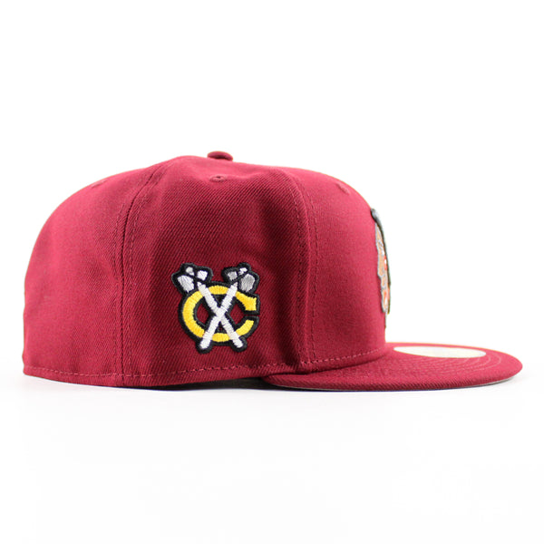 ChicagoBlackhawksBlackHawksLogoNewEra59FiftyFittedHat_CardinalRedGrayUnderbrim_-2_600x600.jpg