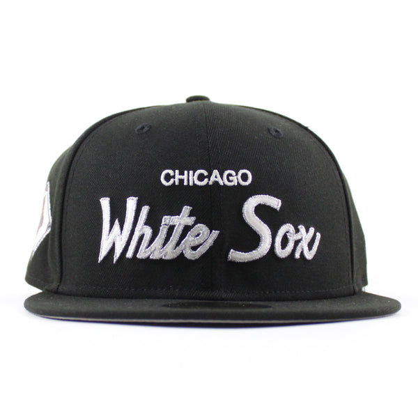 ChicagoWhiteSoxSocksPatchNewEraFitted59FiftyHat_BlackGrayUnderBrim_-3_600x600.jpg