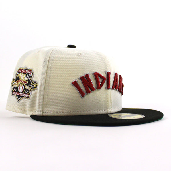 ClevelandIndians100SeasonsNewEra59FiftyFittedHat_ChromeWhiteBlackGreenUnderBrim_-4_600x600.jpg