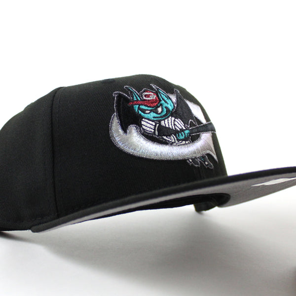 Greensboro-Bats-New-Era-59Fifty-Fitted-Hat-_Black-Gray-Under-Brim_-1_600x600.jpg