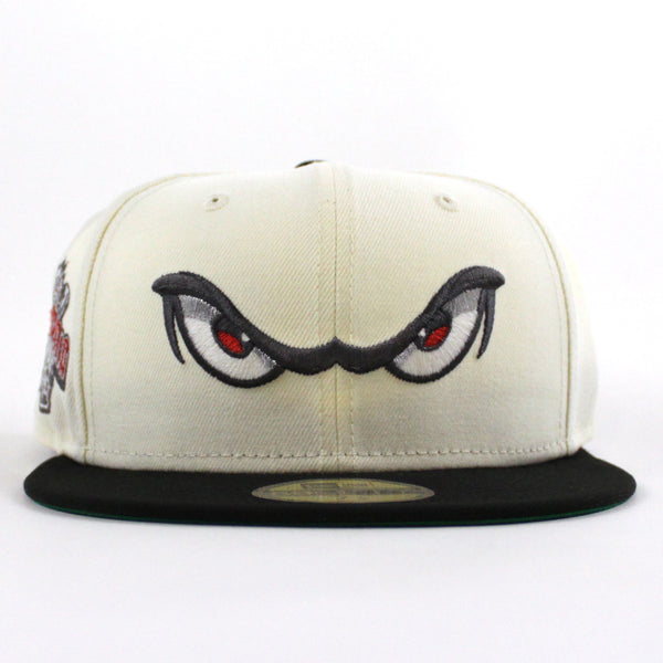Lake-Elsinore-Storm-California-League-Patch-New-Era-59Fifty-Fitted-Cap-_Chrome-White-Black-Green-Under-Brim_-3_600x600.jpg