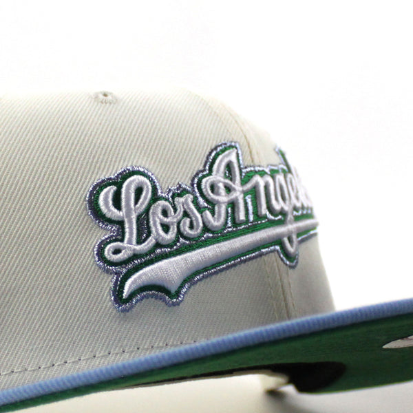 LosAngelesDodgers40thAnniversaryNewEra59FiftyFittedHat_ChromeWhiteSkyBlueKellyGreenUnderBrim_-6_600x600.jpg