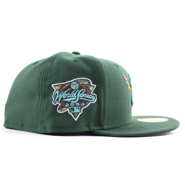 New-York-Yankees-2000-World-Series-New-Era-59Fifty-Fitted-Hat-_Zombie-Pack-Green-Olive-Under-Brim_-2_600x600.jpg
