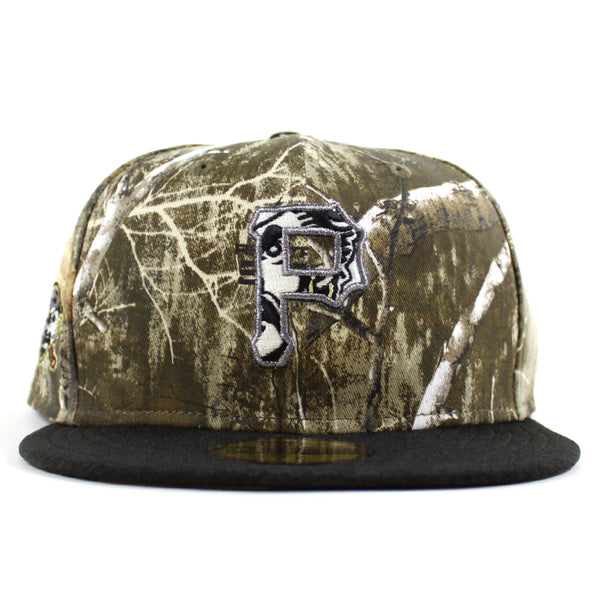 Pittsburgh-Pirates-Pirates-Patch-59Fifty-New-Era-Fitted-Hats-_RealTree-Black-WoodLand-Camo-Under-Brim_-3_600x600.jpg