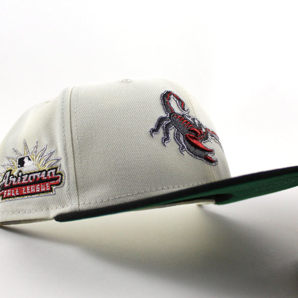 Scottsdale-Scorpions-Arizona-Fall-League-New-Era-59Fifty-Fitted-Cap-_Chrome-White-Black-Green-Under-Brim_-1_600x600.jpg