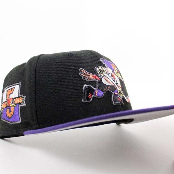 TUCSON-ROADRUNNERS-5th-Anniversary-New-Era-59Fifty-Fitted-Hat-_Black-Purple-Gray-Under-Brim_-Phoenix-SUNS-COLOR-1_600x600.jpg